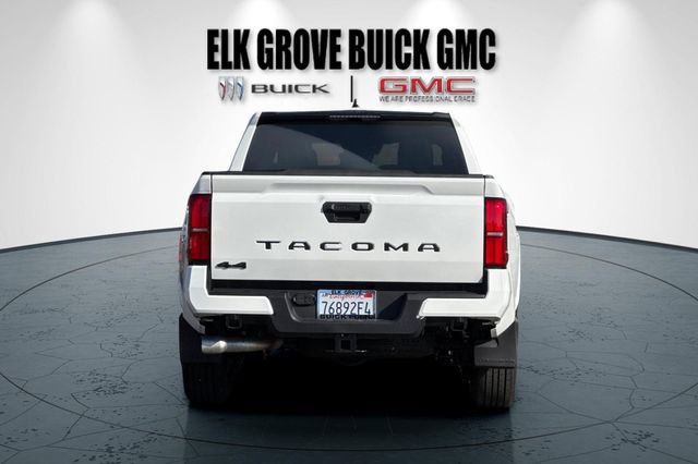 Used 2025 Toyota Tacoma SR5 image 5