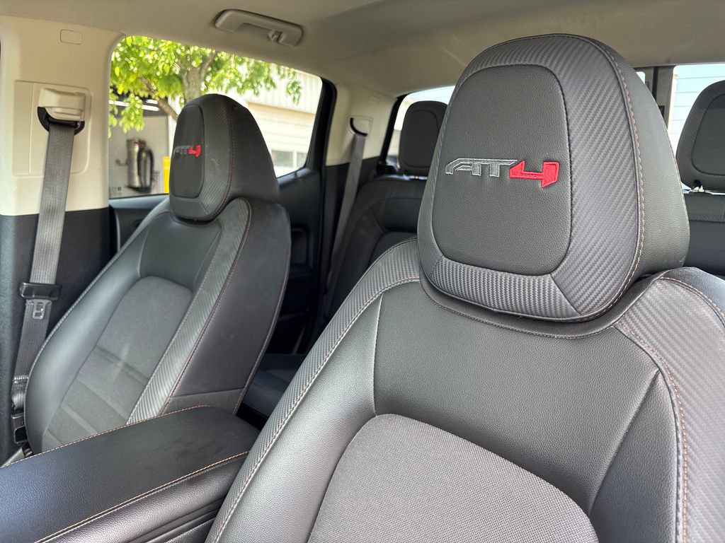 Used 2022 GMC Canyon 4x4 Crew Cab AT4 w/ Driver Alert Package image 15