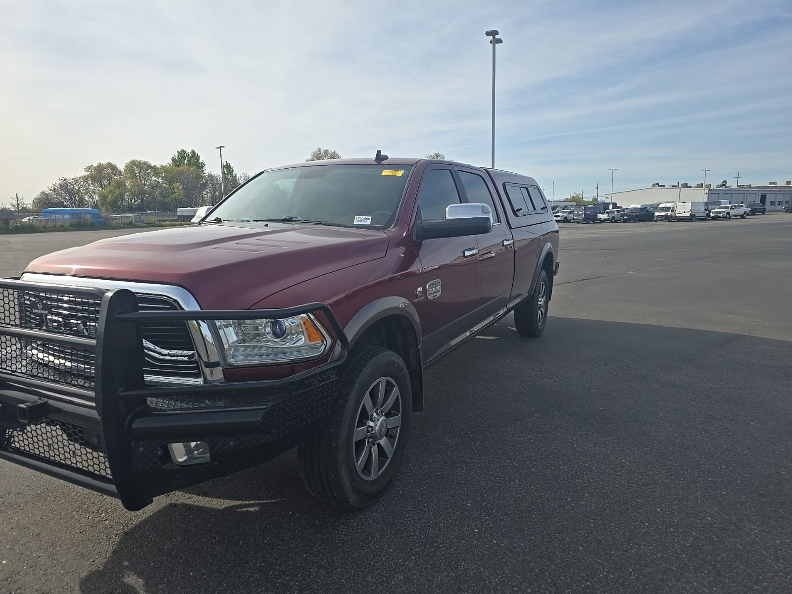 Used 2018 RAM 3500 Laramie Longhorn w/ Longhorn Southfork Package AWD/4WD image 8