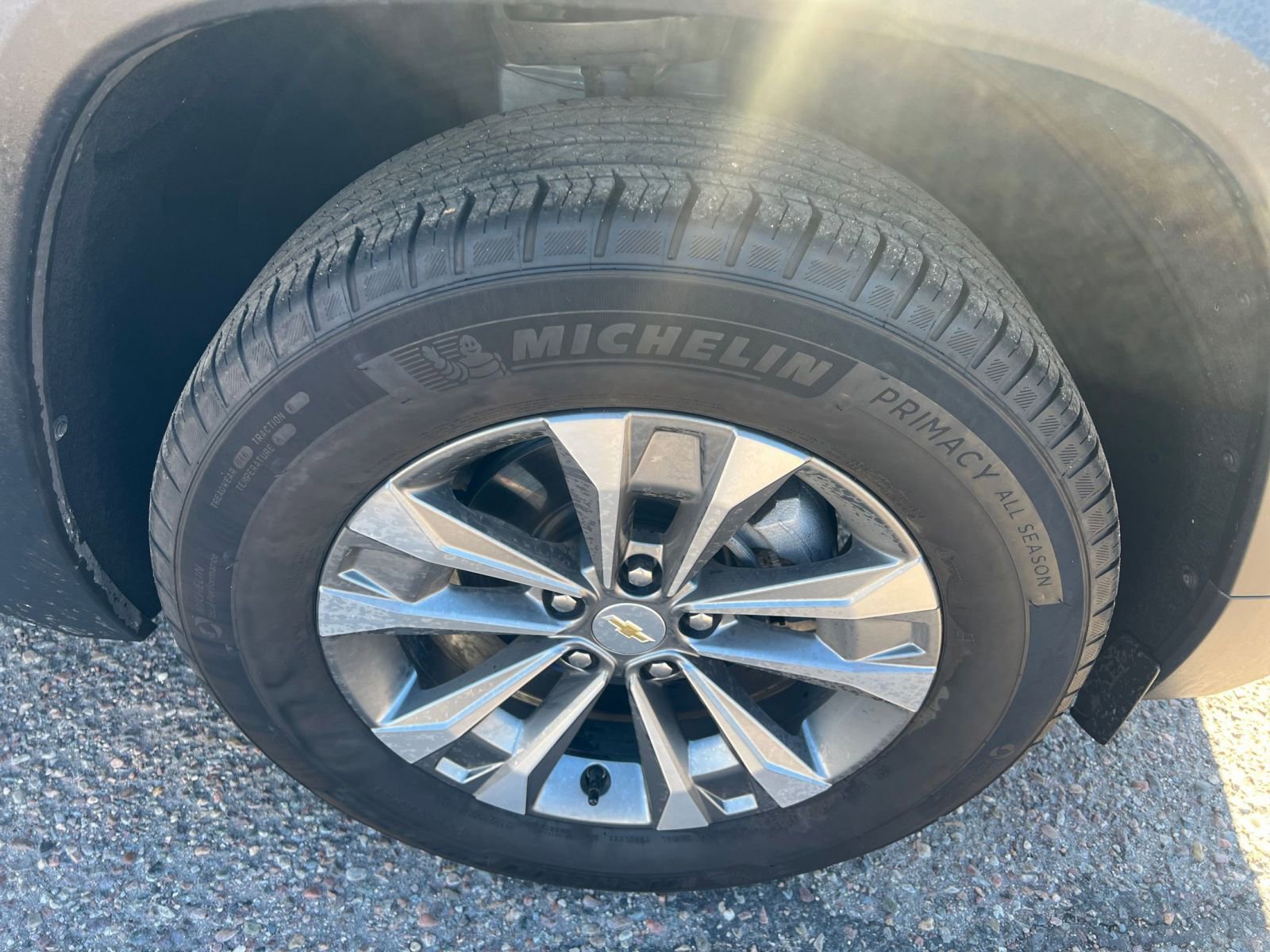 Used 2025 Chevrolet Equinox LT image 30