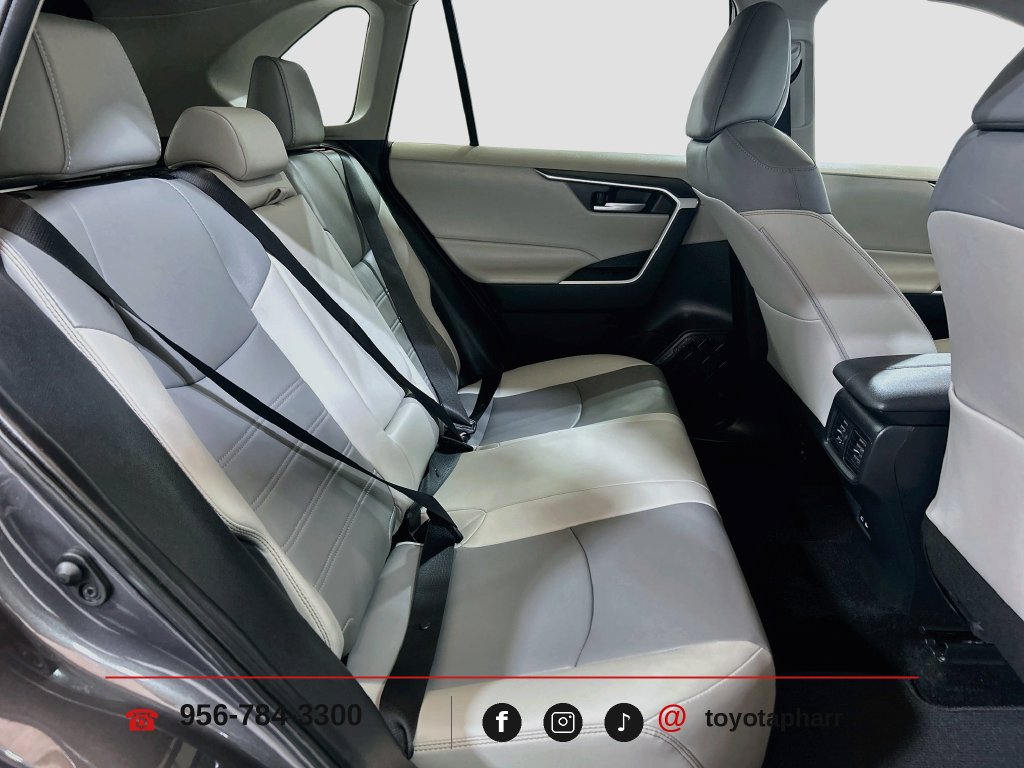 Used 2025 Toyota RAV4 XLE Premium FWD image 25