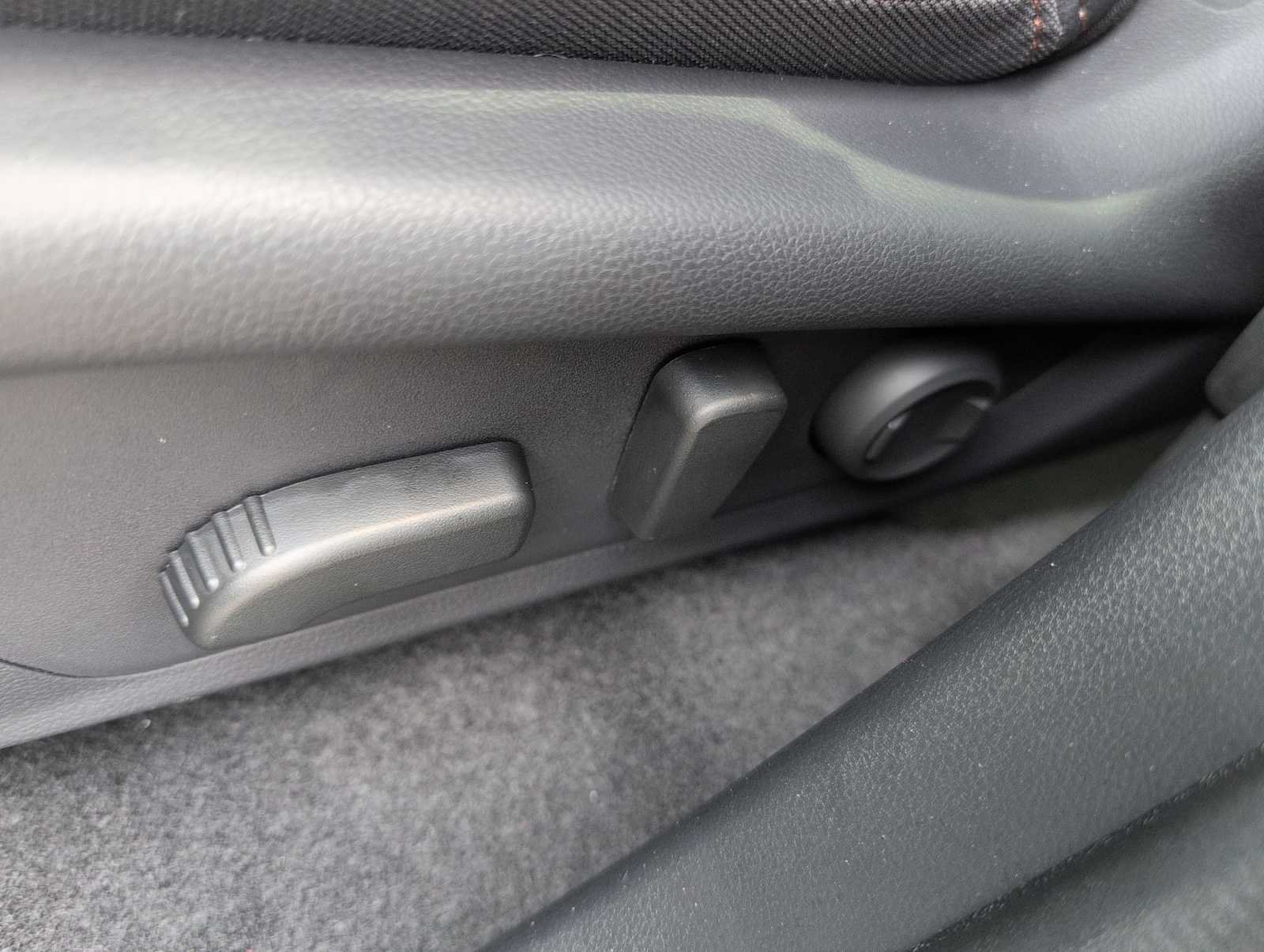 New 2026 Subaru Forester Touring AWD/4WD image 17