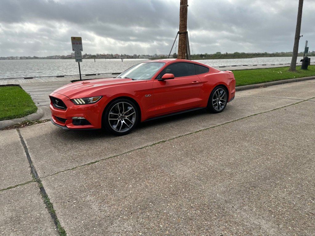 Used 2015 Ford Mustang GT Premium image 5