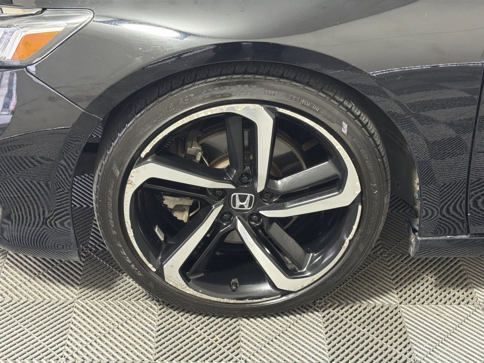 Used 2019 Honda Accord Sport image 12