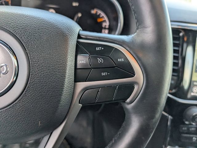 Used 2019 Jeep Grand Cherokee Limited image 14