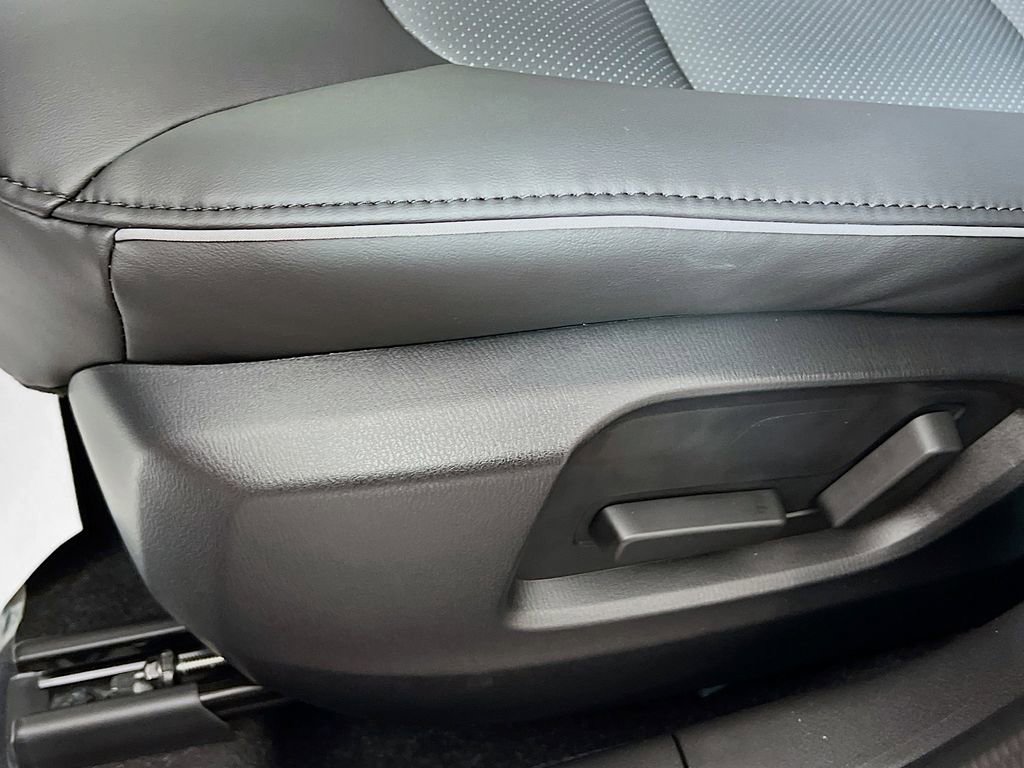 Used 2025 MAZDA CX-5 AWD 2.5 S w/ Select Package image 16