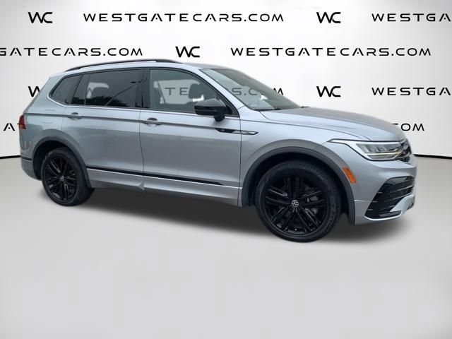 Used 2022 Volkswagen Tiguan SE R-Line