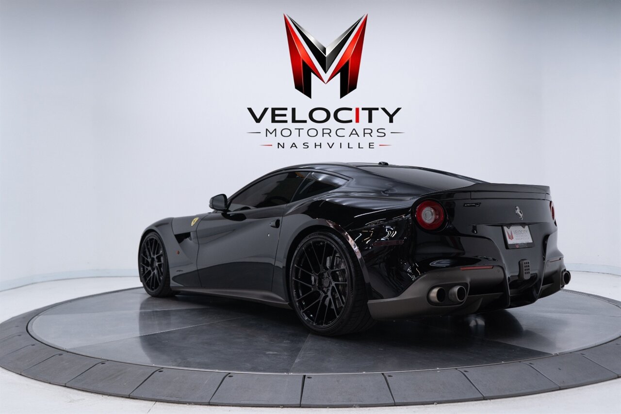 Used 2014 Ferrari F12 Berlinetta RWD image 8