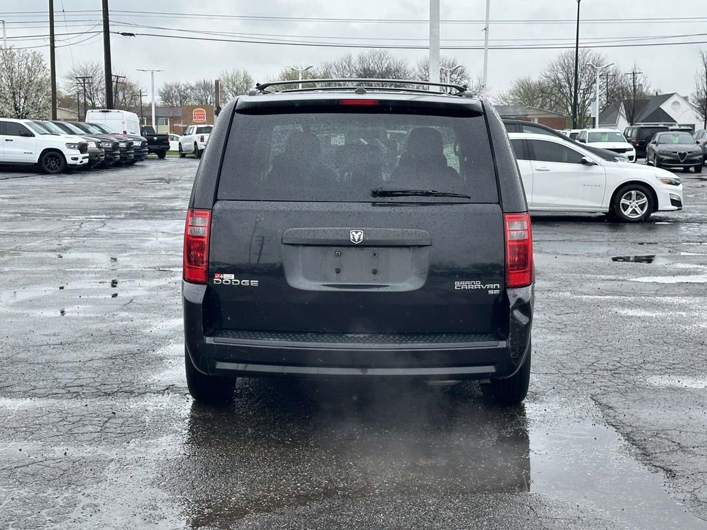 Used 2010 Dodge Grand Caravan Hero image 5