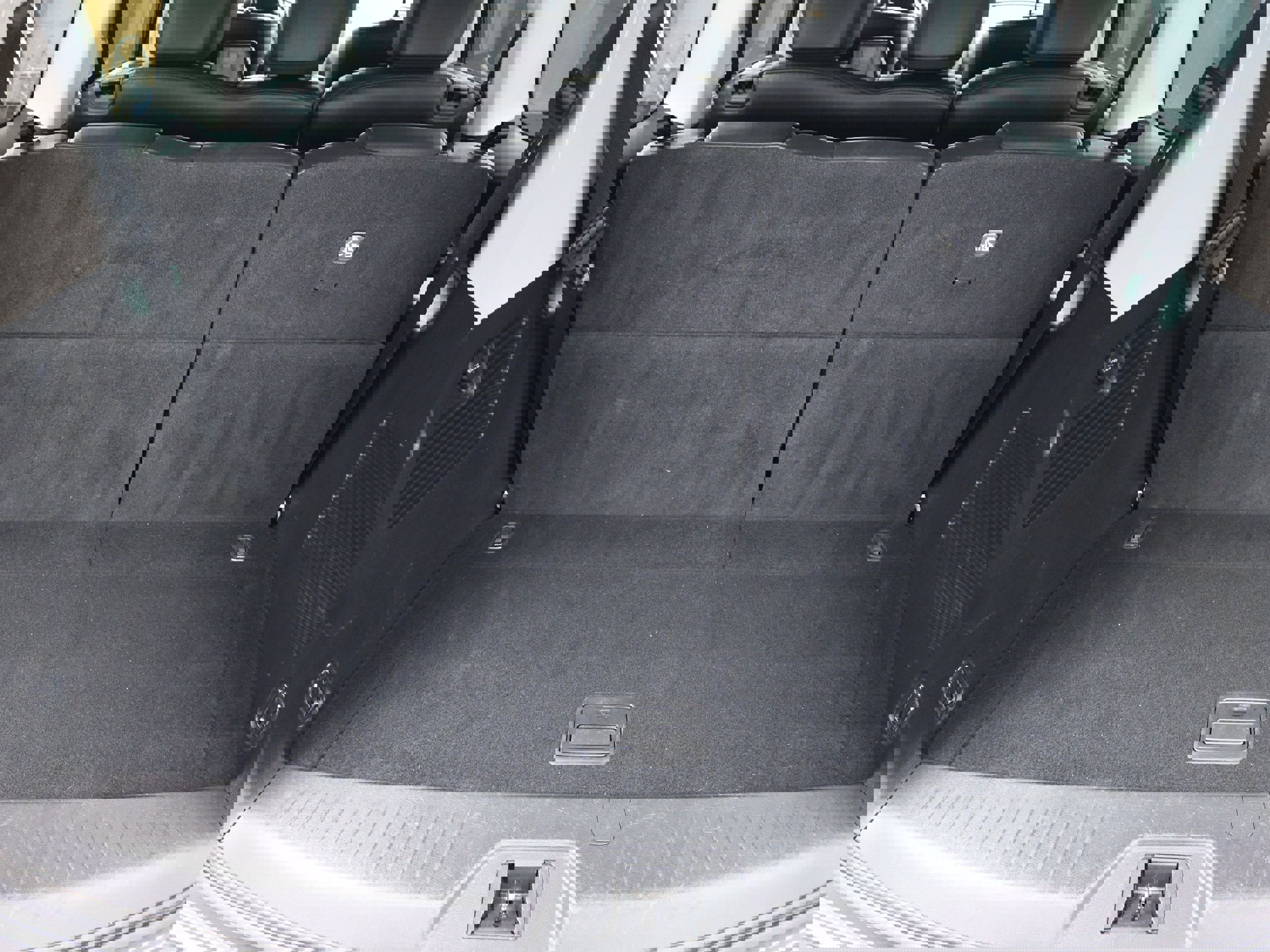 Used 2023 Nissan Armada SL image 77