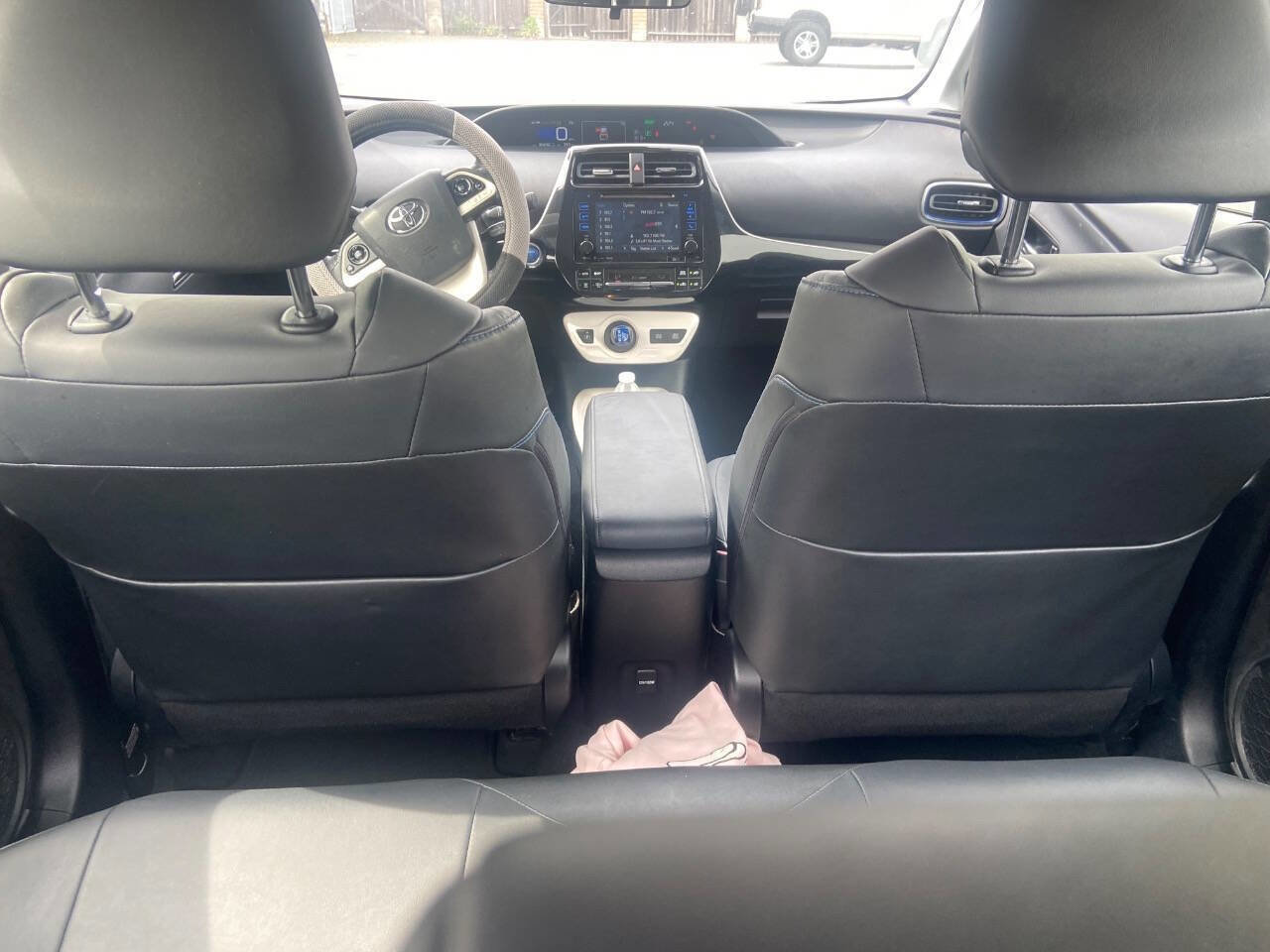 Used 2016 Toyota Prius Three Touring w/ Preferred Accessory Package image 7