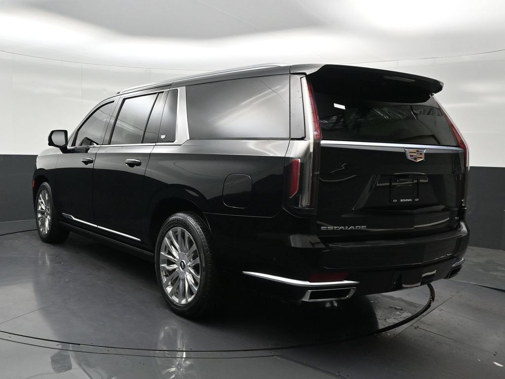 Used 2021 Cadillac Escalade ESV Premium Luxury w/ Driver Assist Tech Package RWD image 3