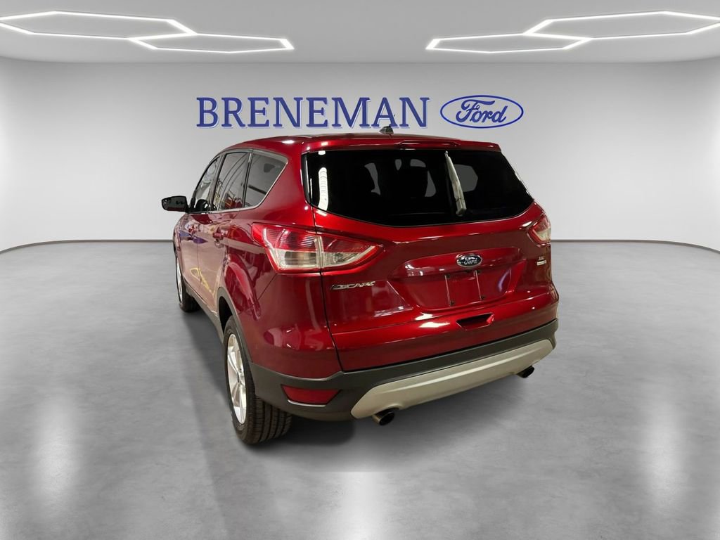Used 2015 Ford Escape SE image 7
