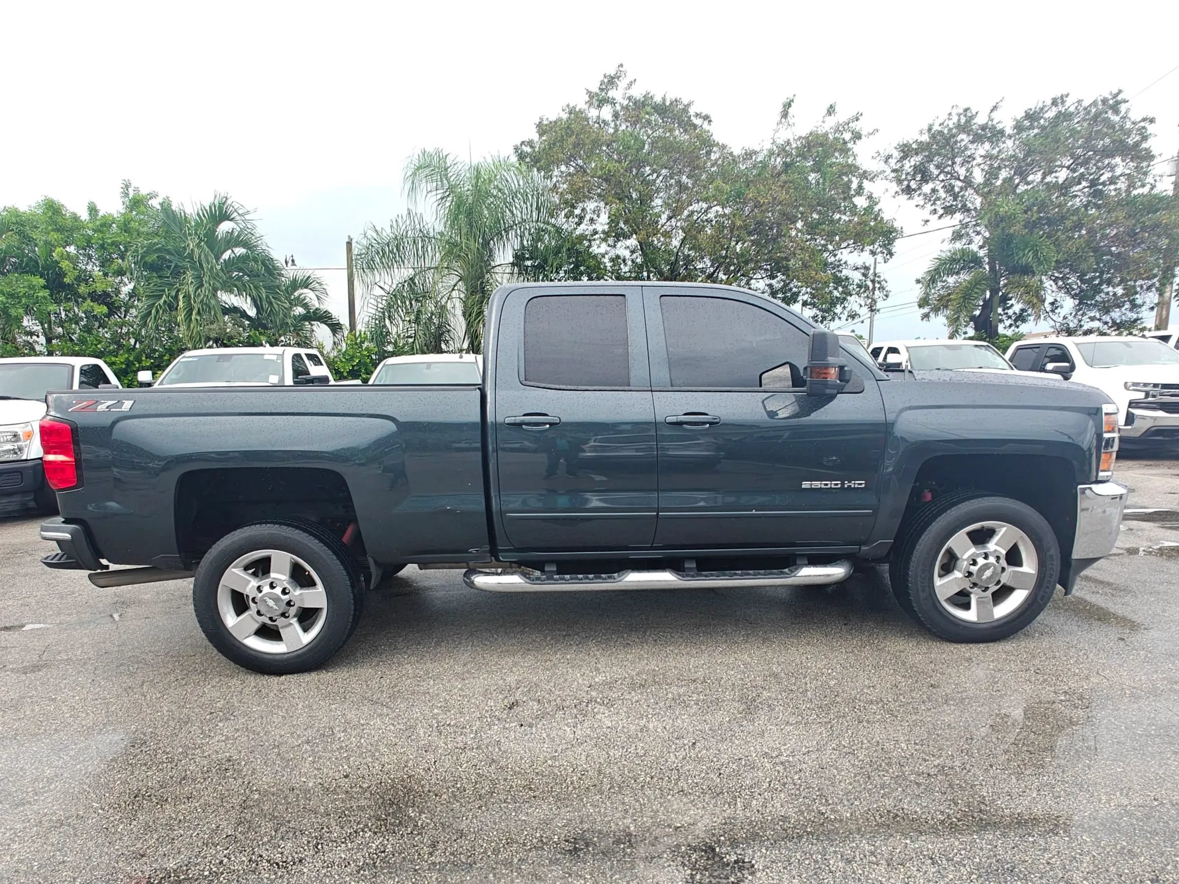 Used 2019 Chevrolet Silverado 2500 LT w/ All Star Edition AWD/4WD image 9