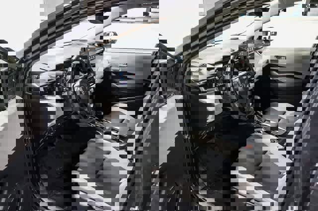 Certified 2025 Toyota Corolla LE image 17