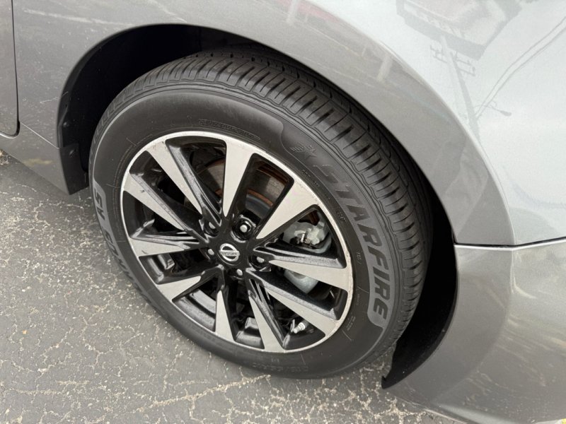 Used 2018 Nissan Altima 2.5 SV FWD image 24