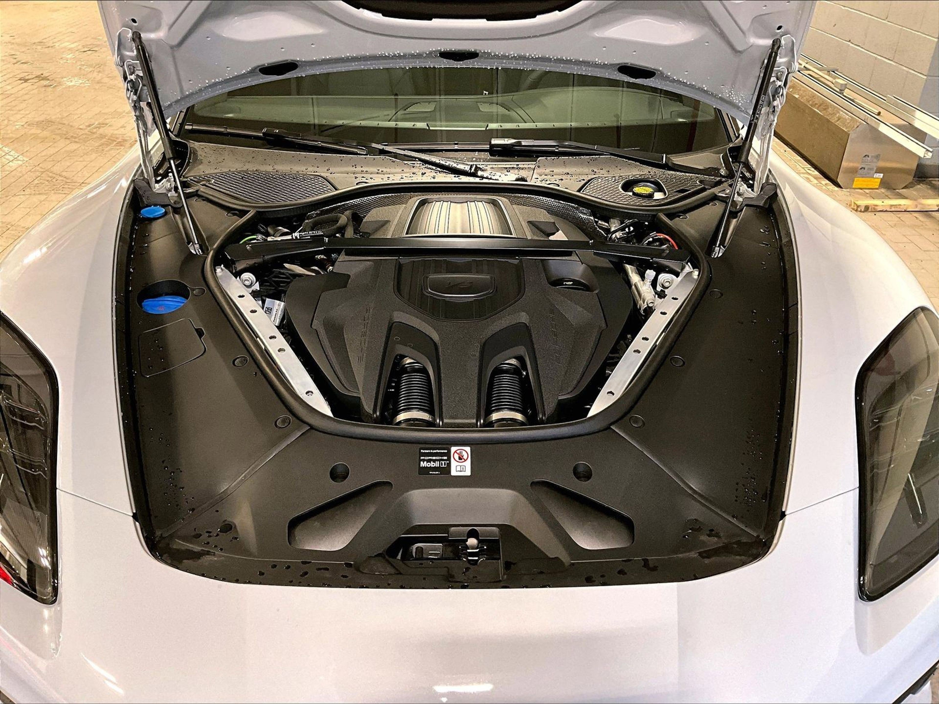 New 2026 Porsche Panamera 4 image 12