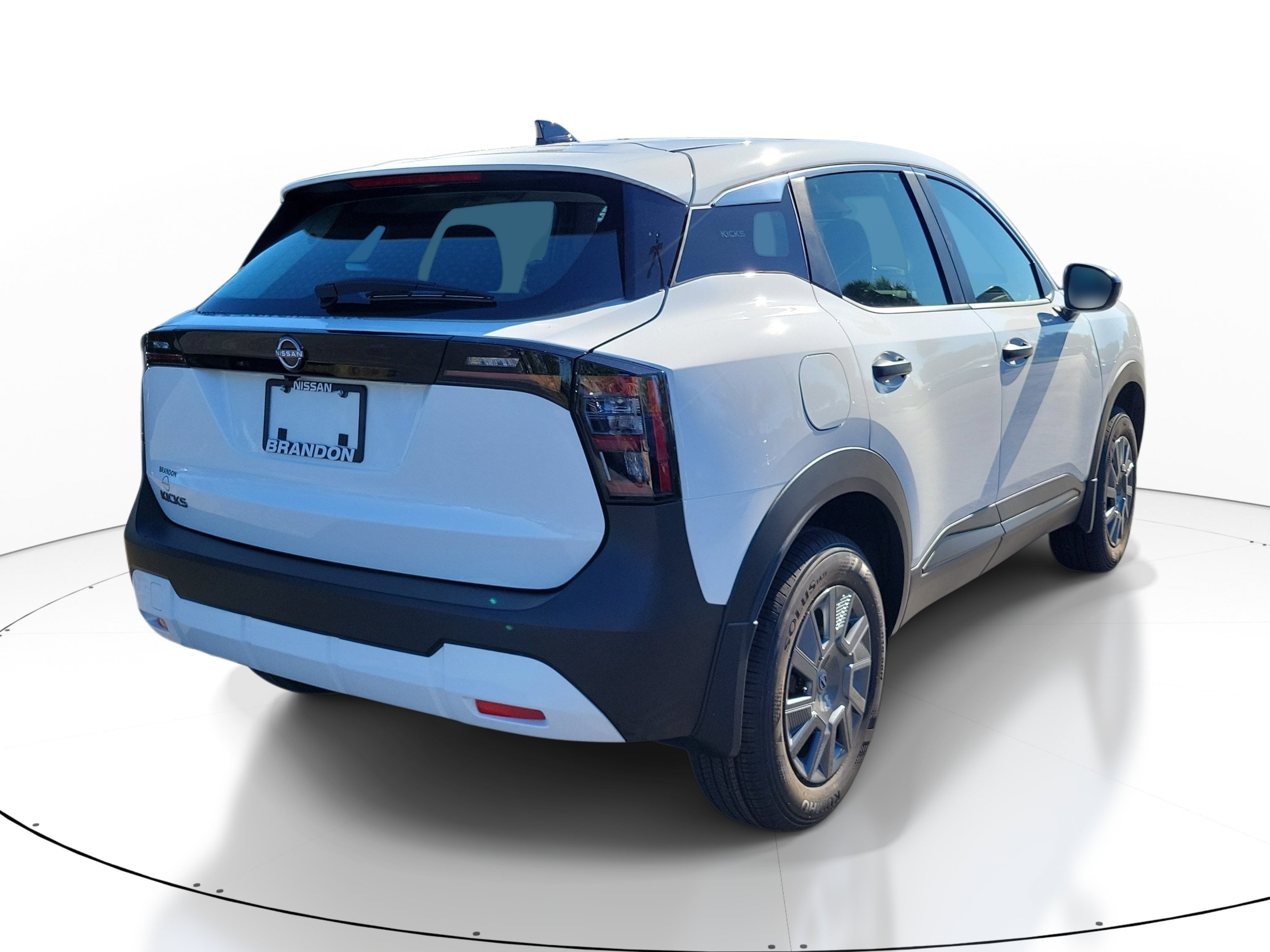 New 2027 Nissan Kicks S FWD image 7