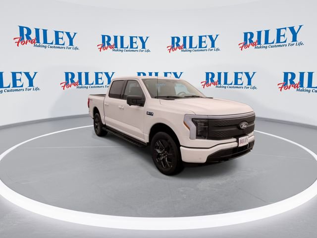 New 2025 Ford F150 Lightning Flash image 2