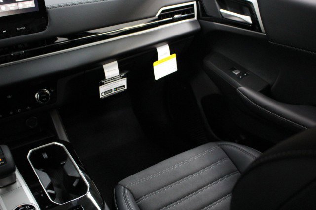 New 2026 Mitsubishi Outlander Trail Edition image 22