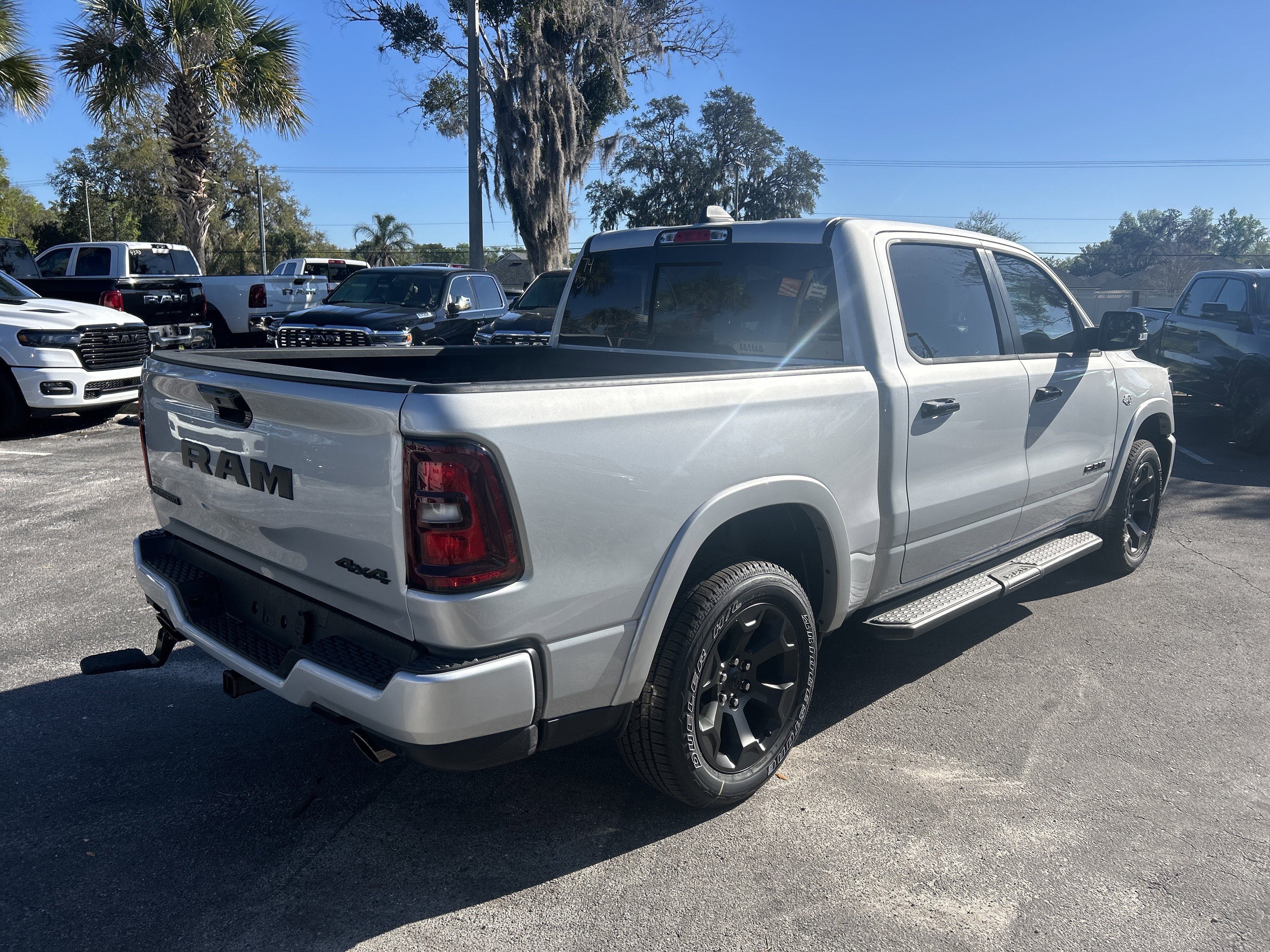 New 2026 RAM 1500 4x4 Crew Cab image 8