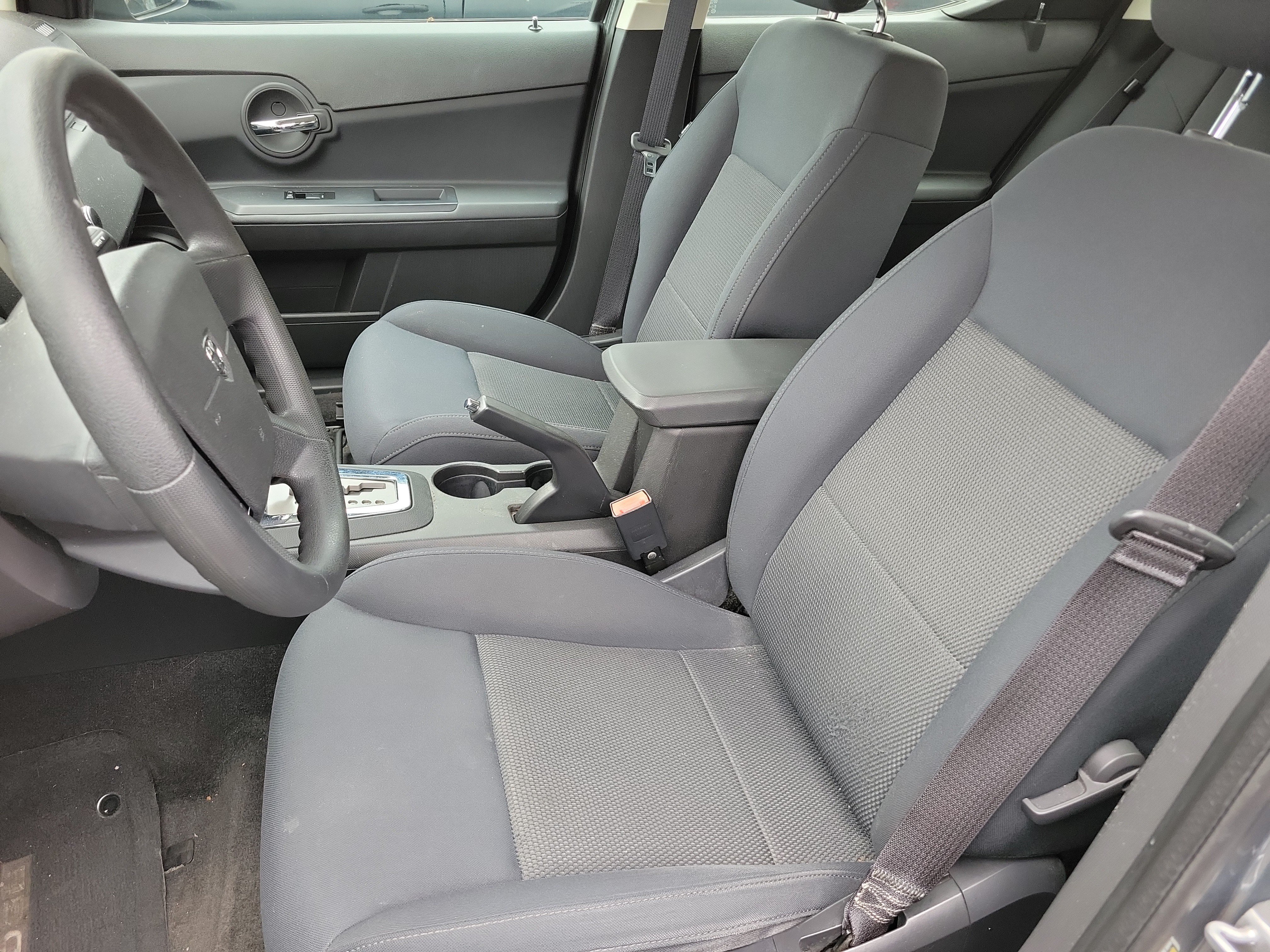 Used 2010 Dodge Avenger SXT FWD image 4