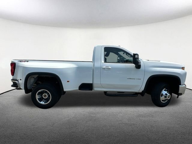 Used 2022 Chevrolet Silverado 3500 LT w/ Convenience Package image 16