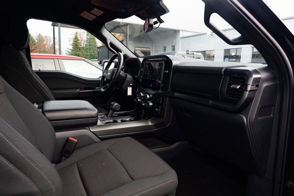 Used 2024 Ford F150 XLT w/ Mobile Office Package image 25