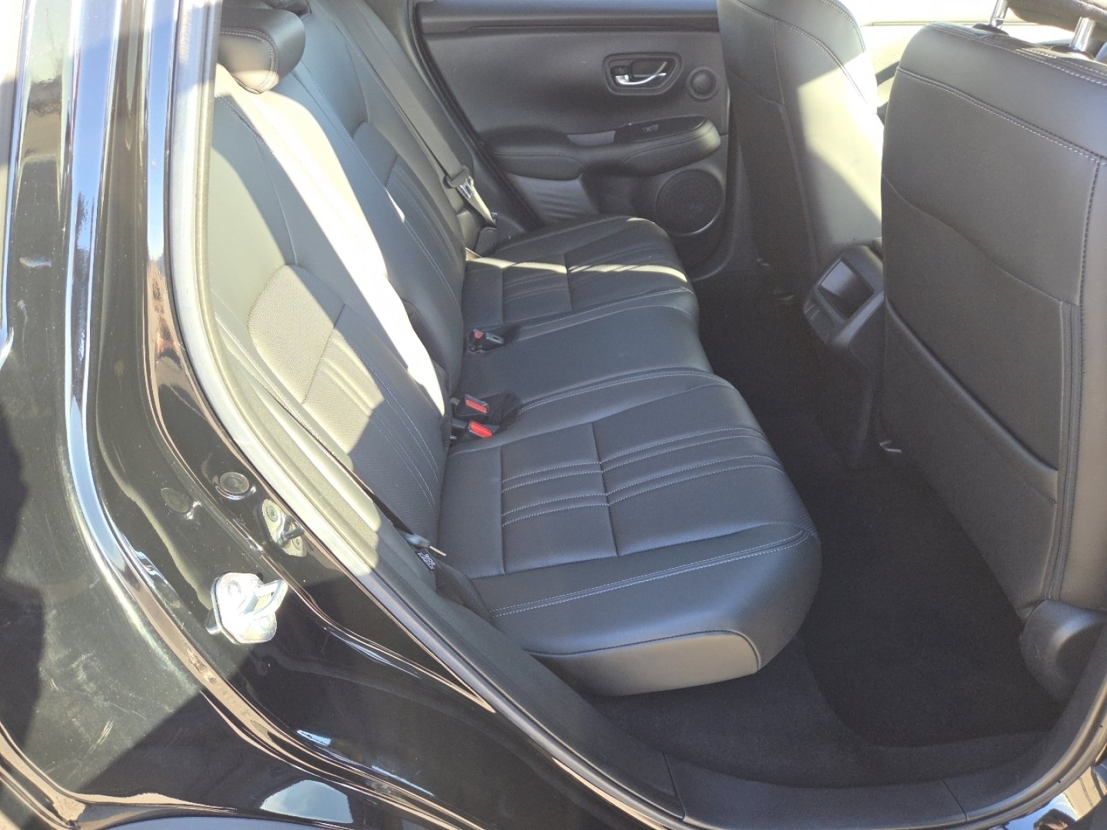 Used 2023 Honda HR-V EX-L image 23