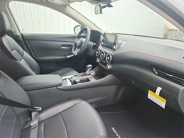 New 2025 Nissan Sentra SR w/ SR Premium Package image 34