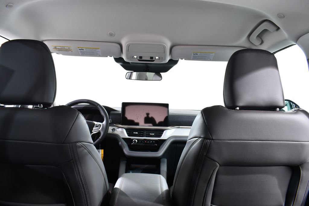 New 2026 Ford Explorer Active w/ Active Comfort Package image 17