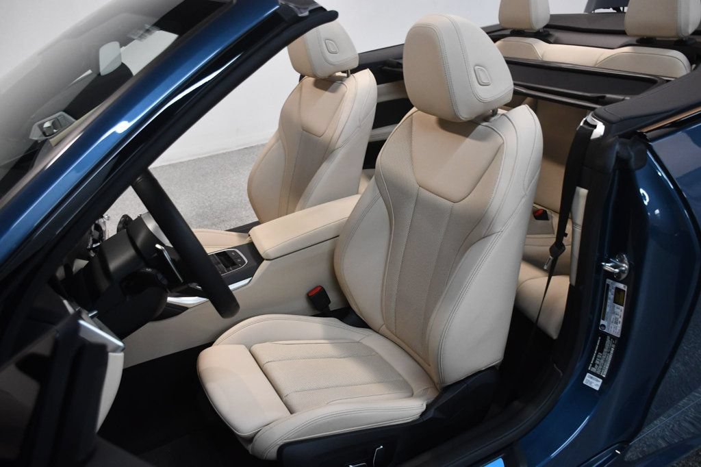 Used 2025 BMW M440i Convertible w/ Premium Package RWD image 35