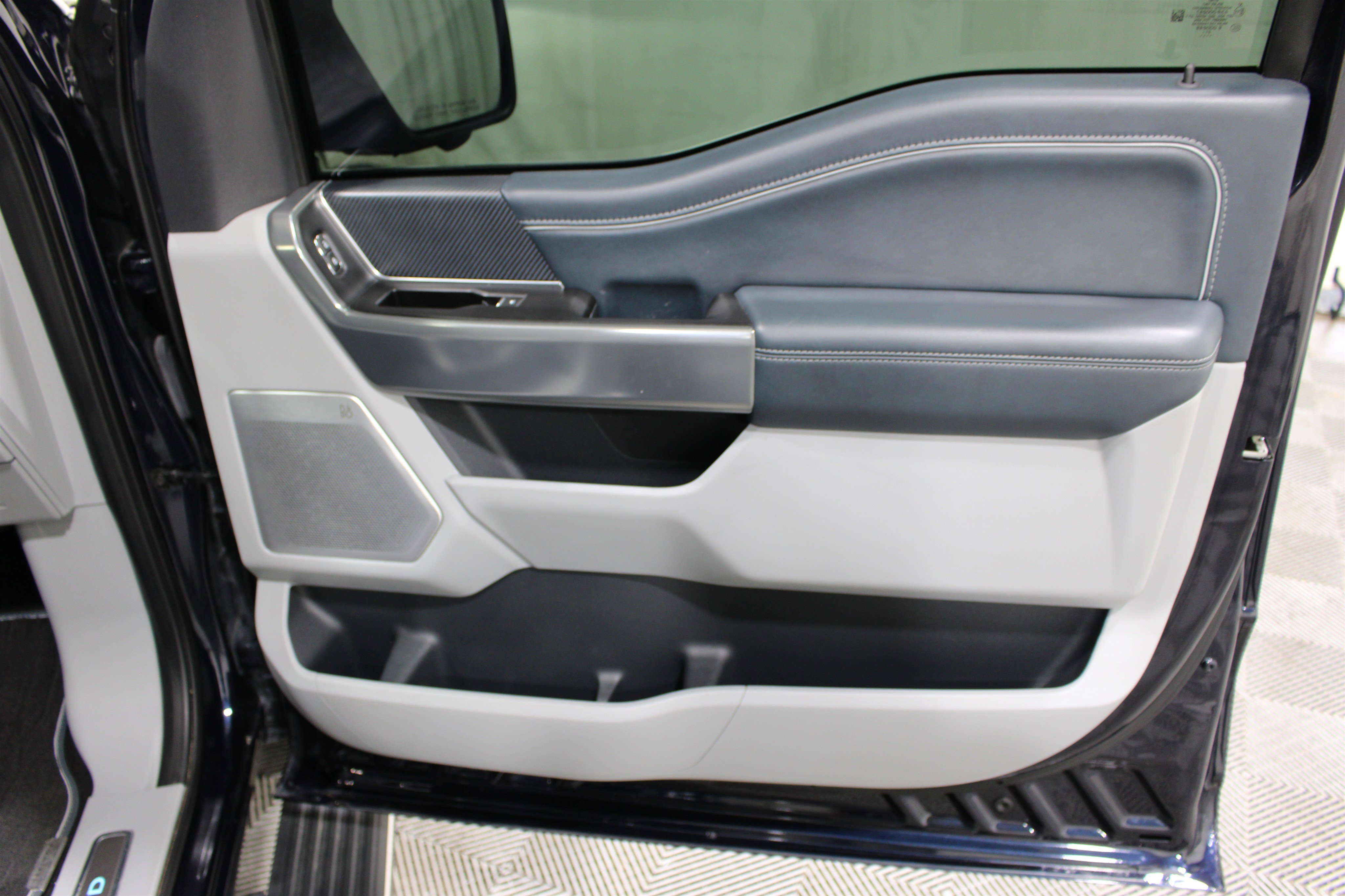 Used 2022 Ford F150 Limited AWD/4WD image 29