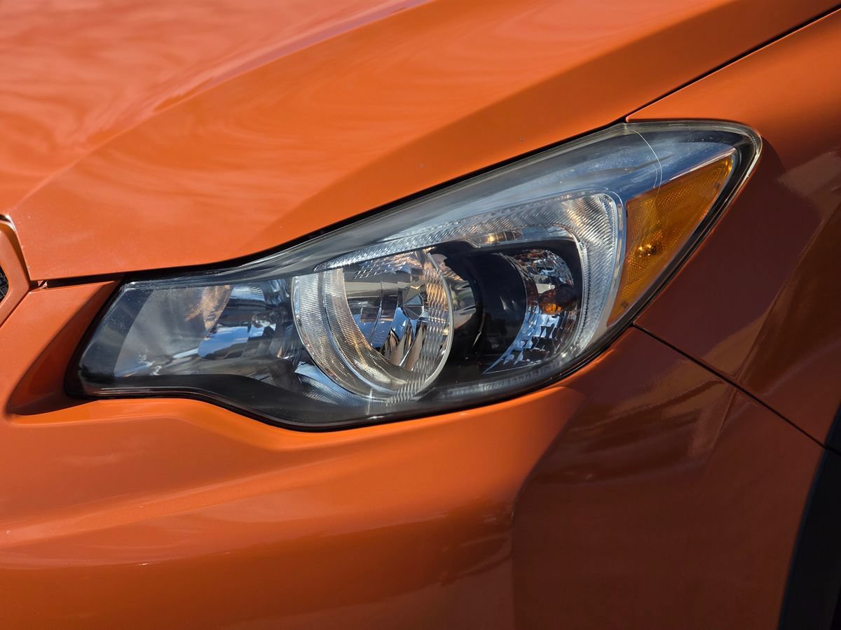 Used 2014 Subaru Crosstrek 2.0i Premium w/ Moonroof Package AWD/4WD image 6
