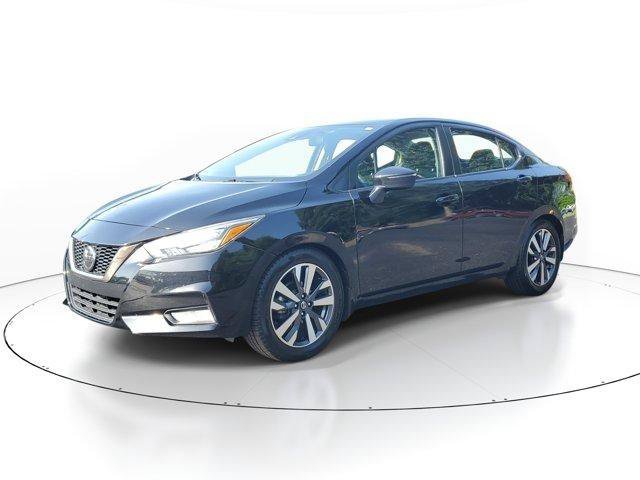 Used 2020 Nissan Versa SR w/ Convenience Package FWD image 2