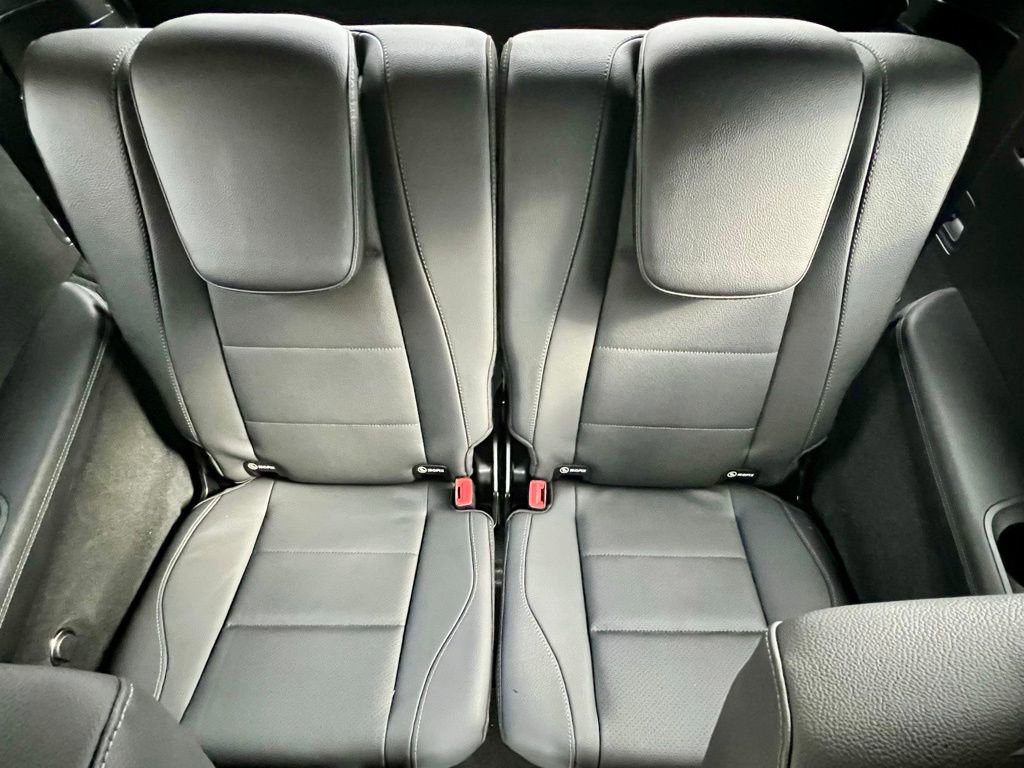 Certified 2025 Mercedes-Benz GLS 450 4MATIC image 15