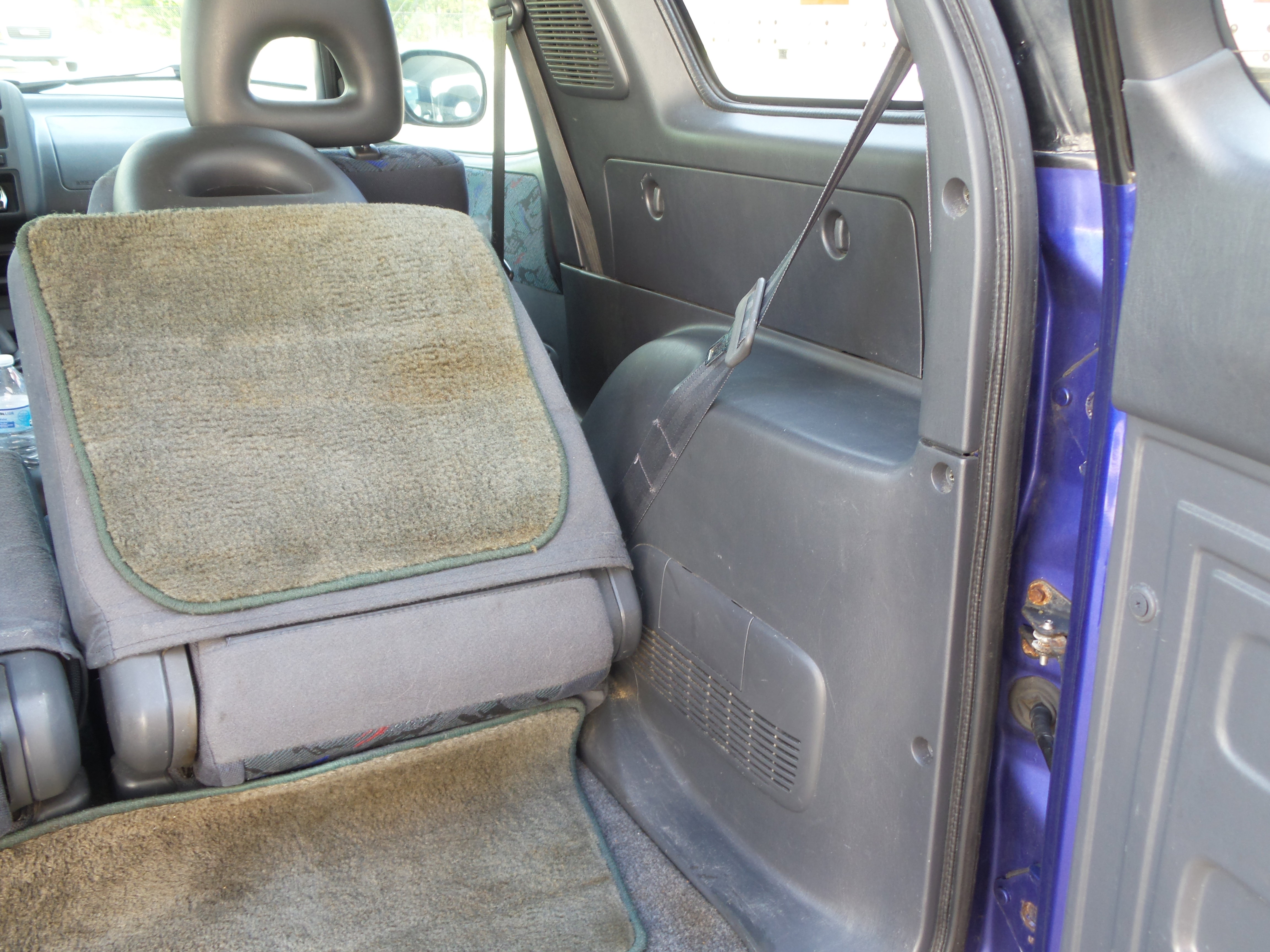 Used 1998 Toyota RAV4 2WD 2-Door image 21