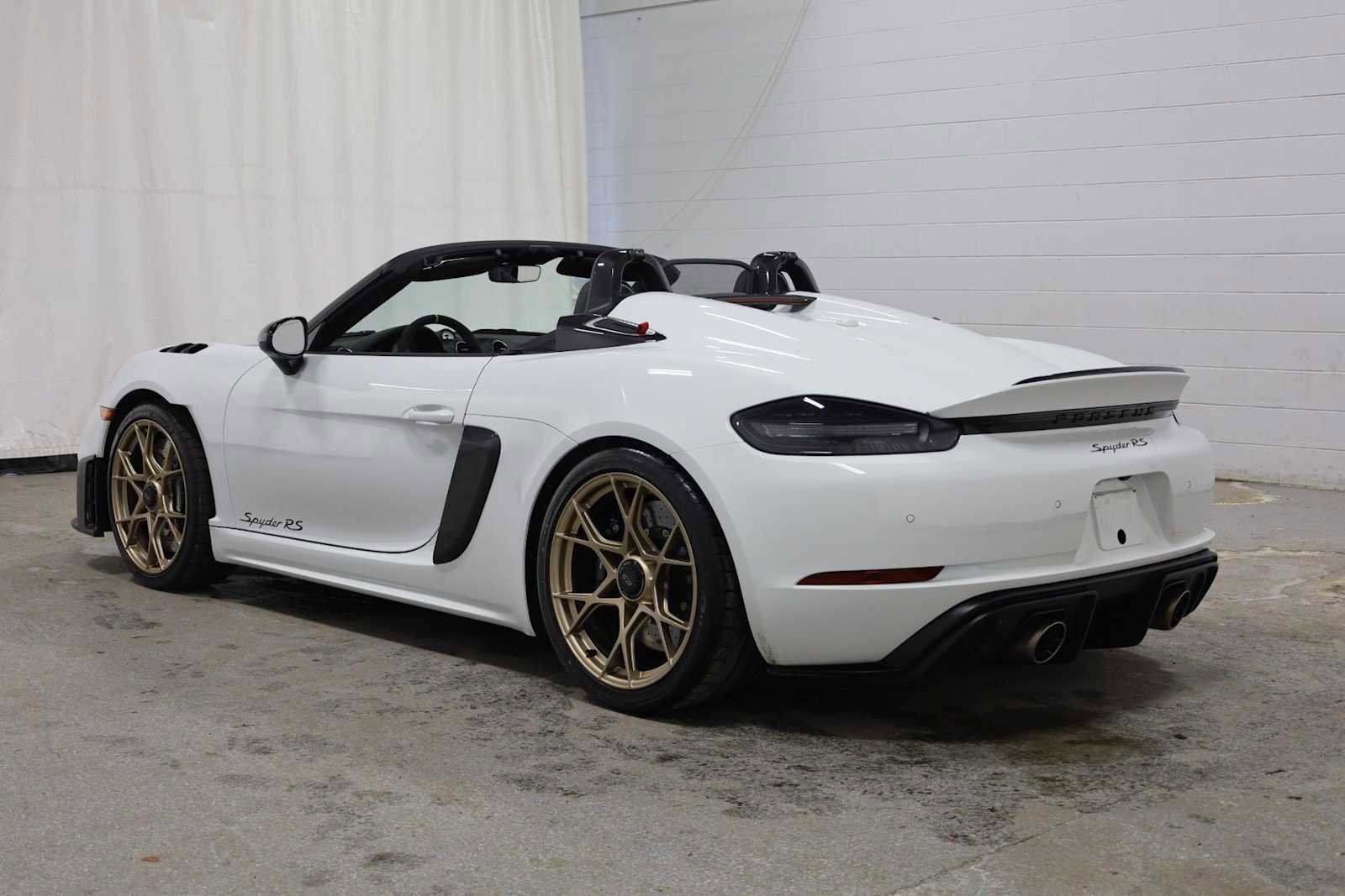 Used 2025 Porsche 718 Boxster Spyder RS image 3