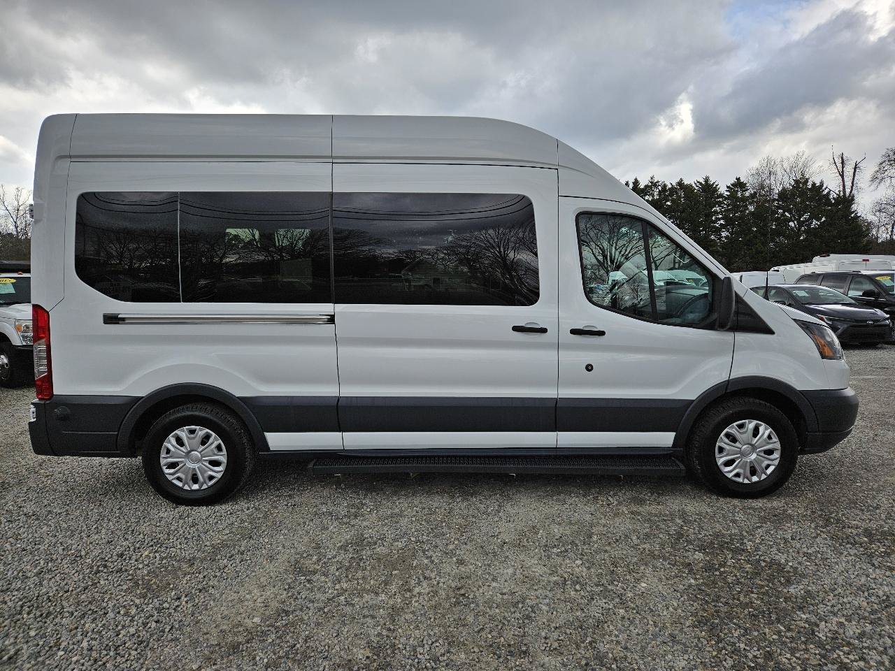 Used 2019 Ford Transit 350 XL RWD image 7