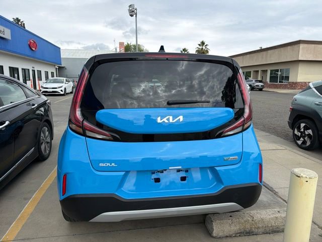 Used 2024 Kia Soul EX FWD image 6