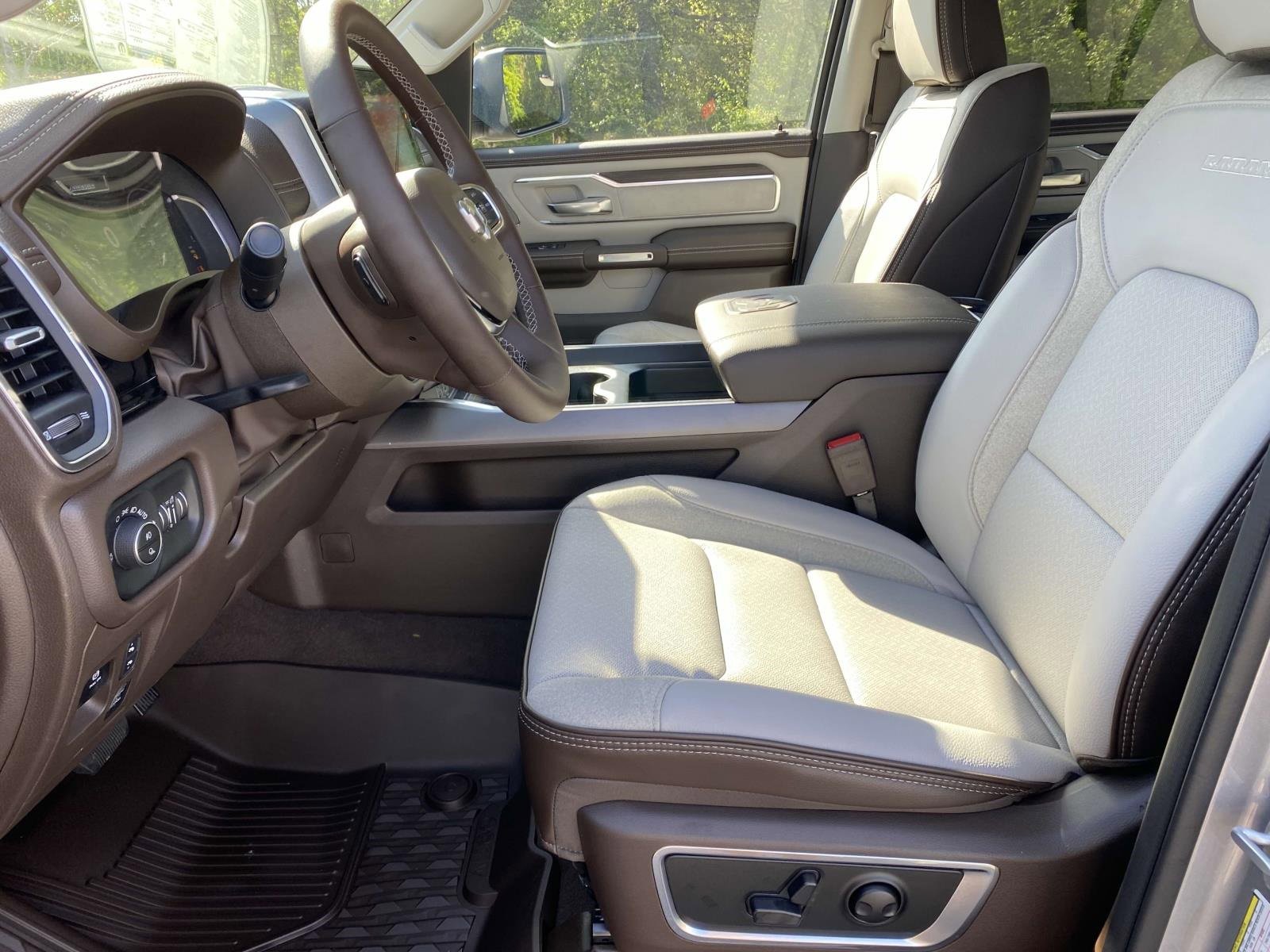 New 2025 RAM 1500 Laramie image 17