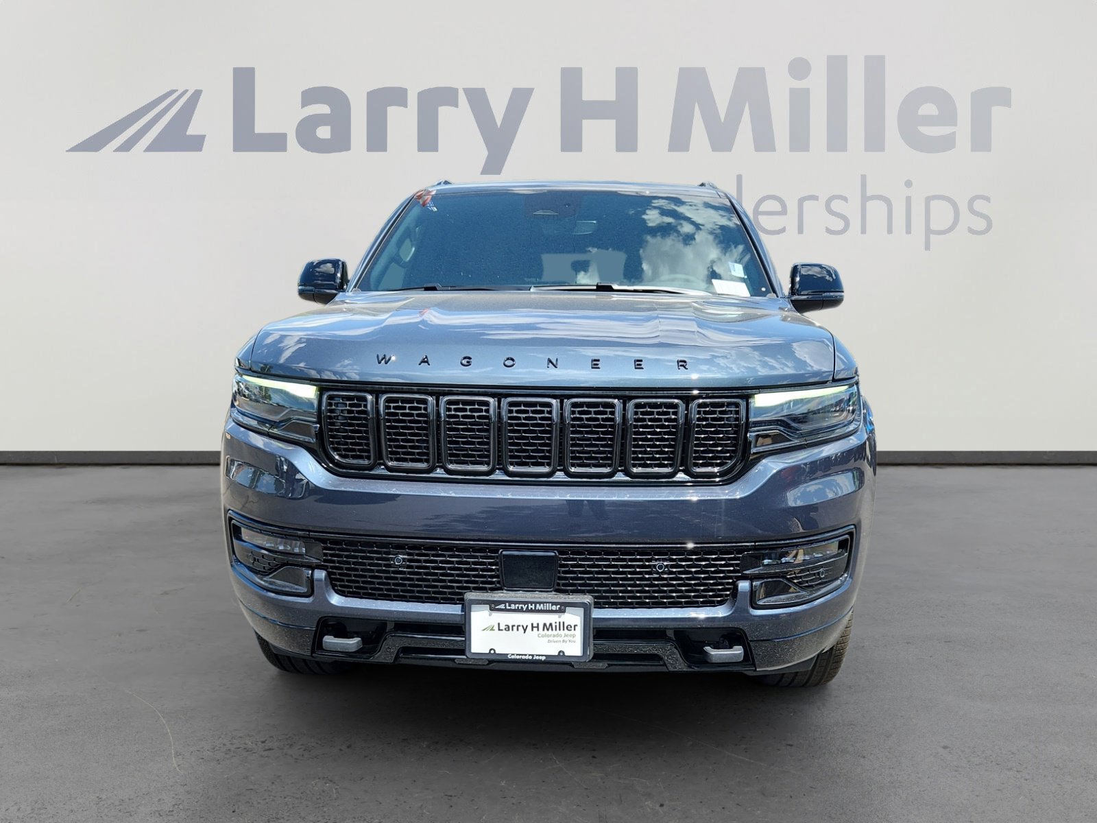 New 2025 Jeep Wagoneer Series II w/ HD Trailer Tow Package image 8