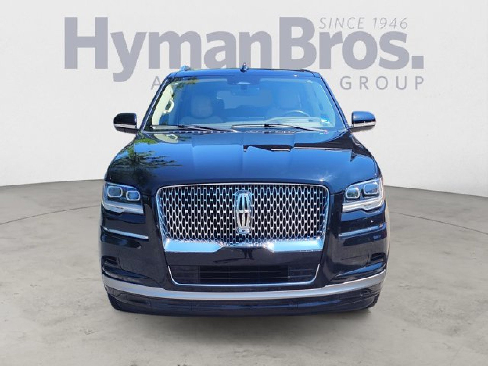 Used 2023 Lincoln Navigator Reserve AWD/4WD image 8