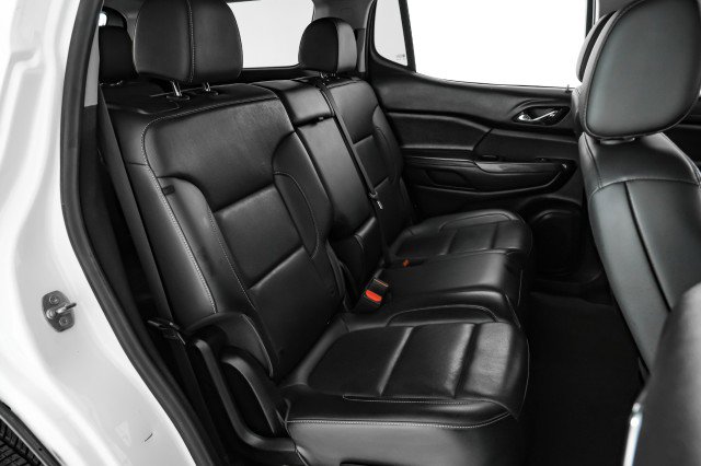 Used 2023 GMC Acadia SLT image 32