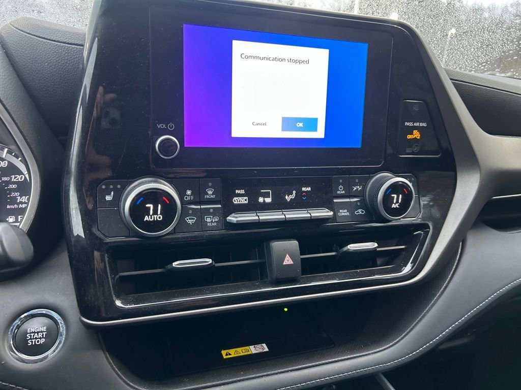 Used 2023 Toyota Highlander XLE image 14