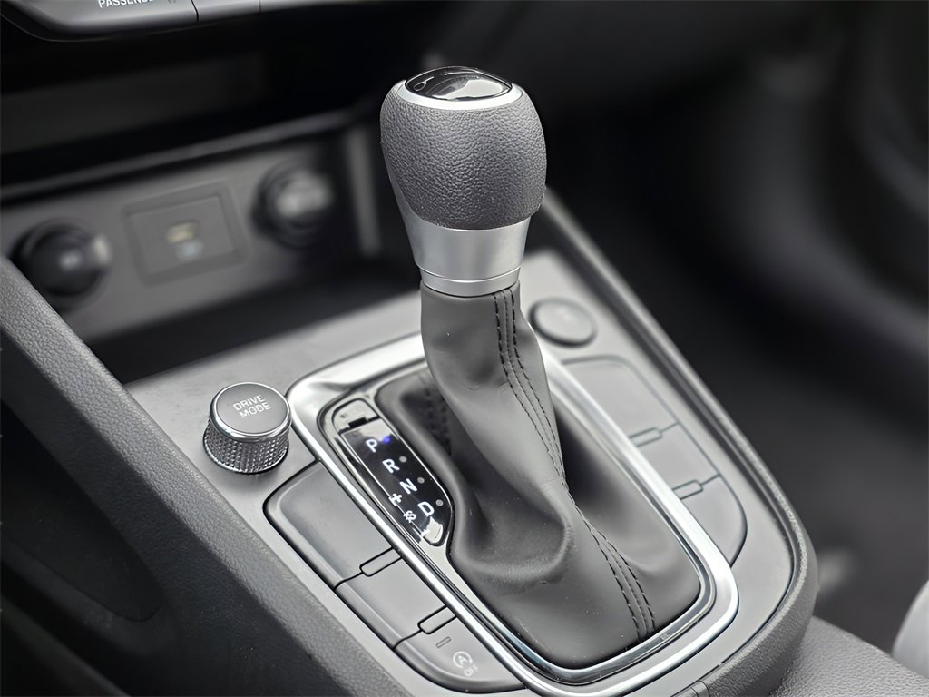 Used 2023 Hyundai Kona SEL image 33