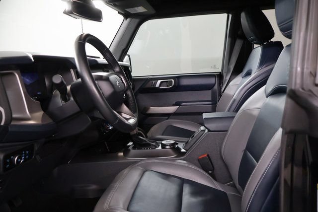 Used 2023 Ford Bronco Outer Banks AWD/4WD image 12