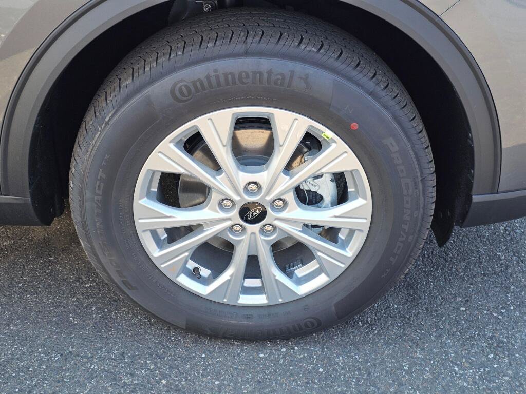 New 2025 Ford Escape Active AWD/4WD image 5