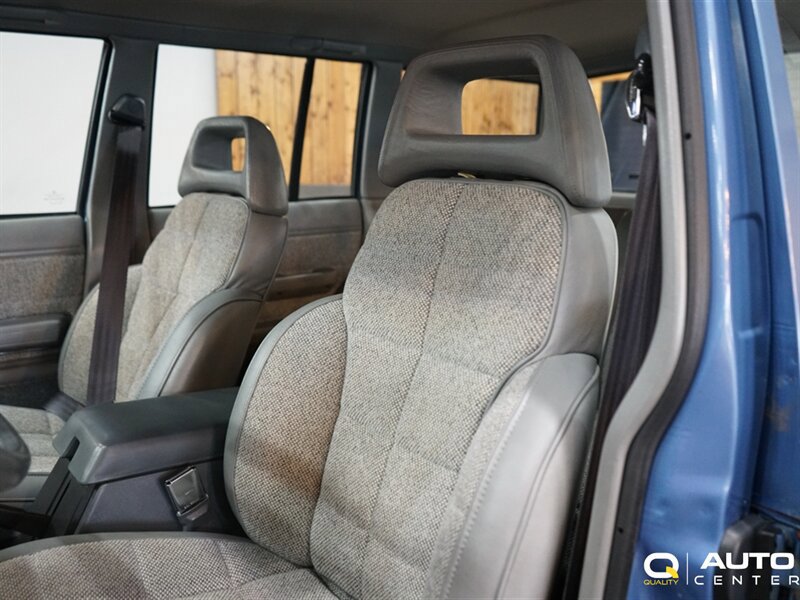 Used 1989 Jeep Cherokee Laredo AWD/4WD image 22