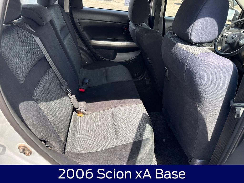 Used 2006 Scion xA FWD image 13